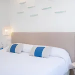 Fergus Style Carema Aparthotel 4*