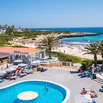 Aparthotel Fergus Style Carema 4*