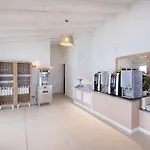 Aparthotel Fergus Style Carema 4*