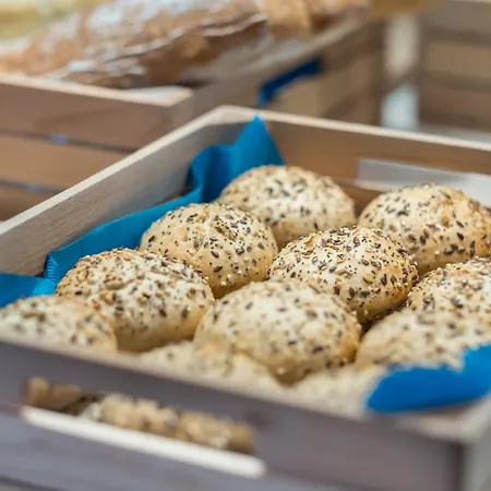 Fergus Style Carema Aparthotel