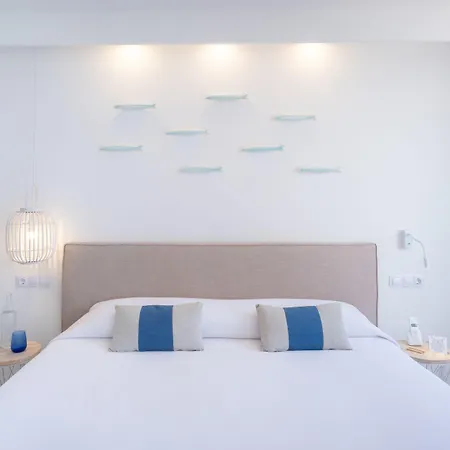 Aparthotel Fergus Style Carema