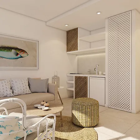 Fergus Style Carema Aparthotel 4*