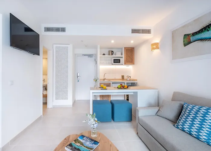 Aparthotel Fergus Style Carema