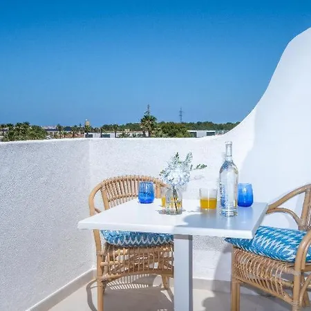 Fergus Style Carema Cala'N Bosch (Menorca)