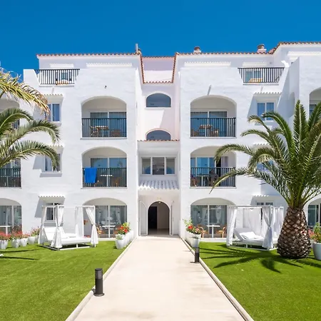 Fergus Style Carema 4*