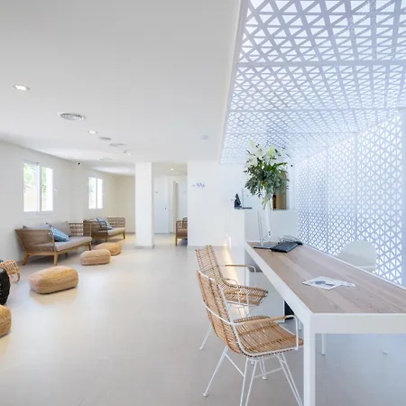 Fergus Style Carema 4* Cala'N Bosch (Menorca)