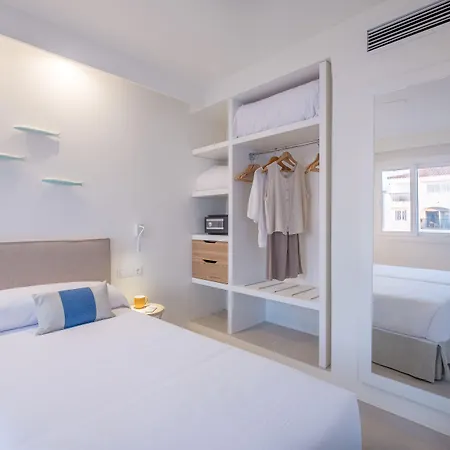 Fergus Style Carema Aparthotel