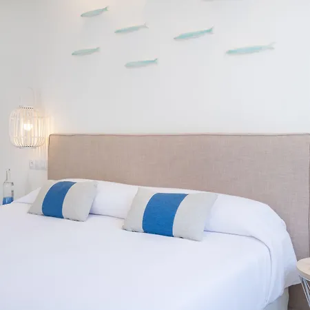 Fergus Style Carema Aparthotel 4*