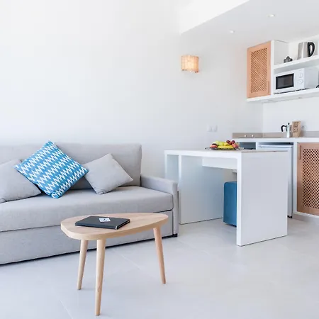 Aparthotel Fergus Style Carema Cala'N Bosch (Menorca)