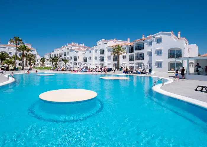 Fergus Style Carema Apartahotel Cala'N Bosch (Menorca)