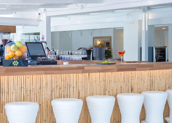 Fergus Style Carema 4* Cala en Bosch