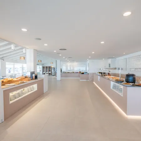 Fergus Style Carema 4* Cala'N Bosch (Menorca)