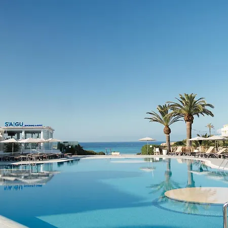 Aparthotel Fergus Style Carema 4*
