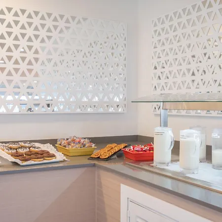 Apart-hotel Fergus Style Carema