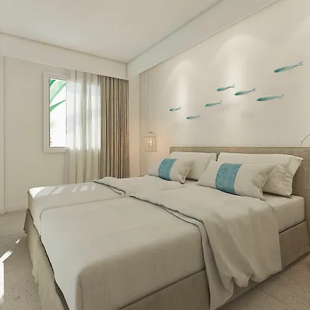 Fergus Style Carema 4*