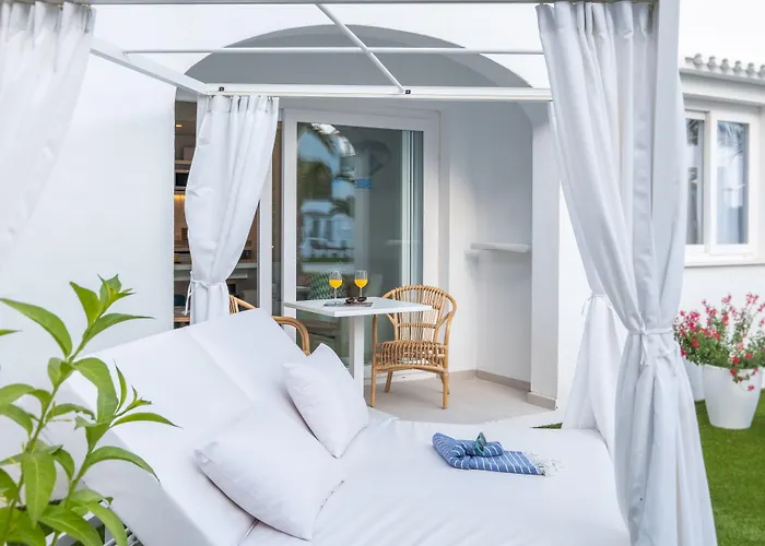 Fergus Style Carema Cala'N Bosch (Menorca)